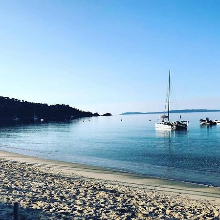 Magnifique Studio A 50M De La Plage De Cavaliere - Studio Tamarindo ル・ラヴァンドゥー エクステリア 写真
