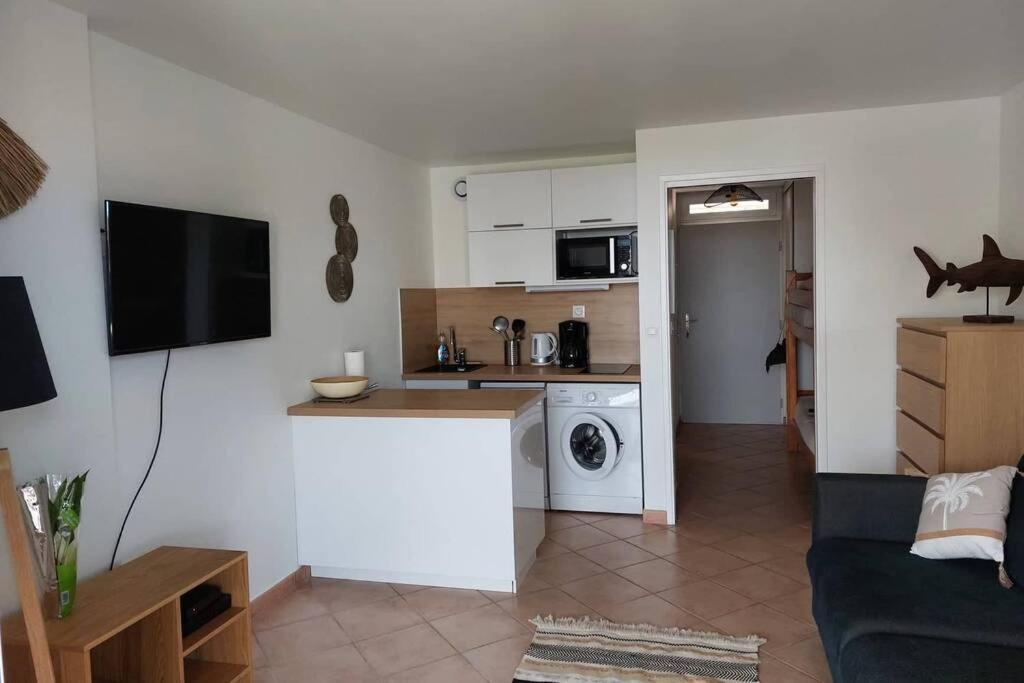 Magnifique Studio A 50M De La Plage De Cavaliere - Studio Tamarindo ル・ラヴァンドゥー エクステリア 写真